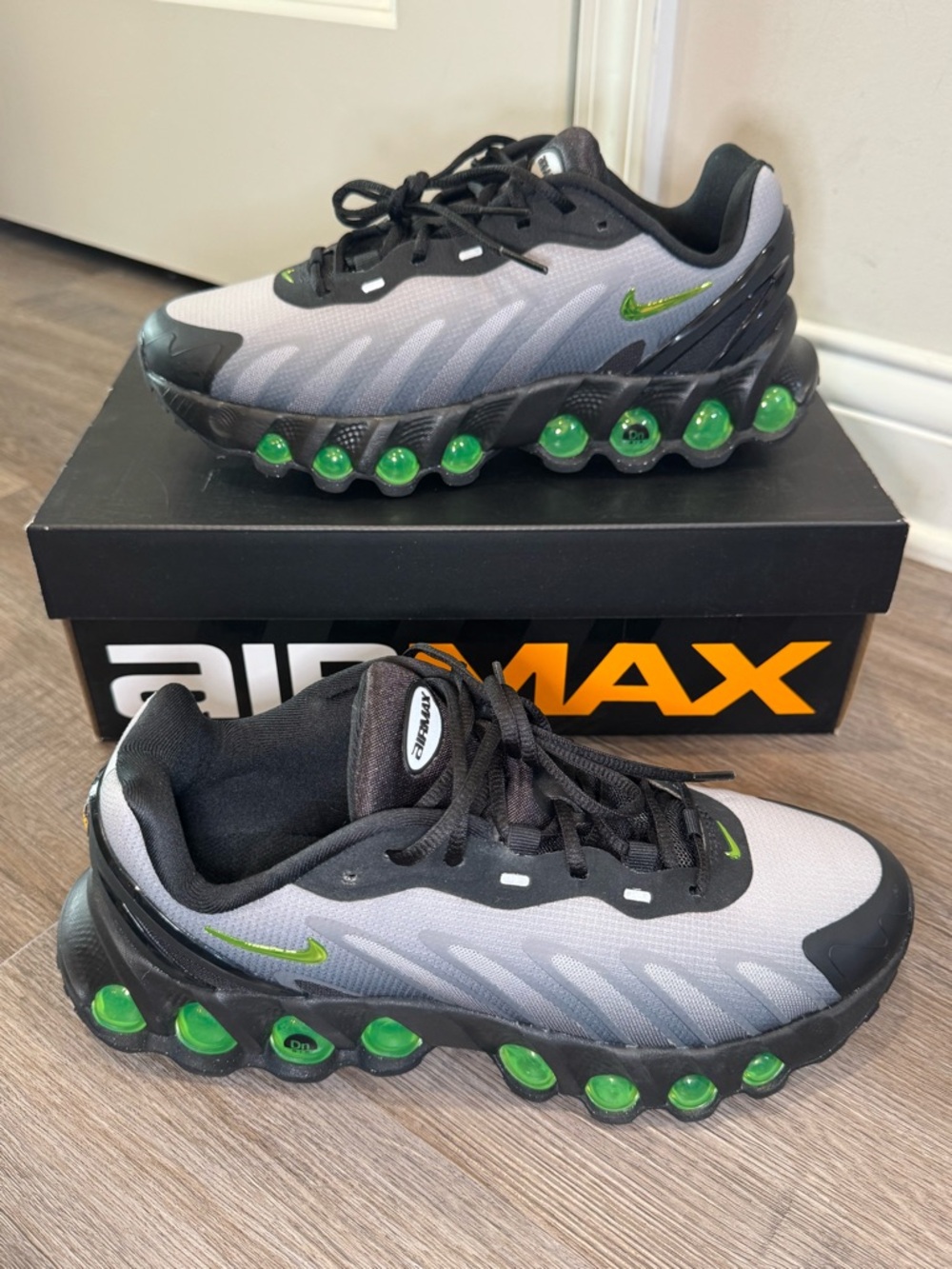 Nike Air Max DN8 Black Volt Smoke Grey Athletic Sneakers - Picture 4 of 16